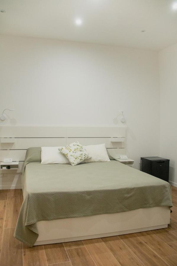Vicolo Del Salto Bed & Breakfast ปาแลร์โม ภายนอก รูปภาพ